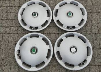 Kołpak Skoda 15" 1U0601147C cena za sztukę Octavia