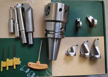 Wytaczadło precyzyjne BT40 NBH2084 zakres 8-320 Wytaczadło precyzyjne BT40 NBH2084 zakres 8-320