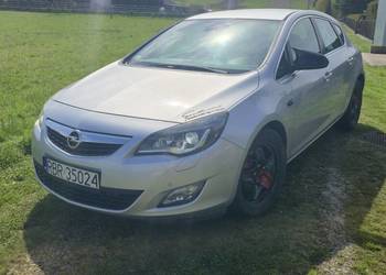 Opel Astra J 1.6T Sport