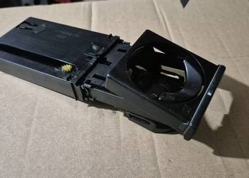 Uchwyt na kubek cupholder Audi A3 8L