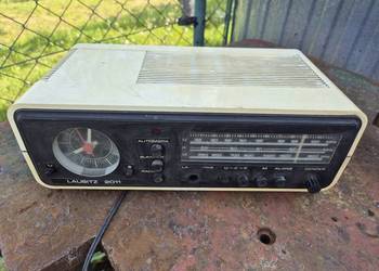 Radio z zegarkiem