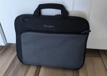 Torba, etui na laptop lub tablet.