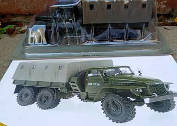 URAL 375D Wojskowy Kultowe ciężarówki auta PRL Deagostini model 1/43 NOWY