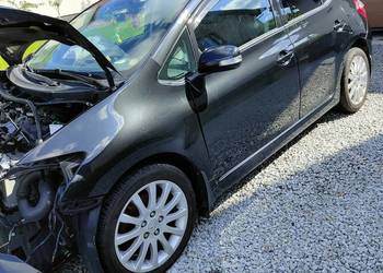 Toyota Auris 2.0D 126km 2011 rok lift