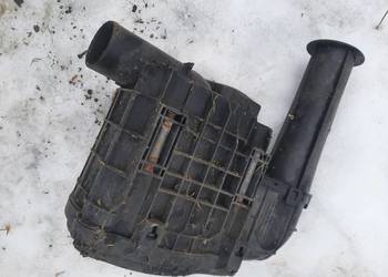 Renaut Clio 1,9 D  obudowa filtra powietrza