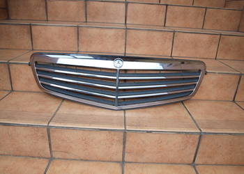 Mercedes C klasa W204 grill chrom atrapa przód 2007 - 2011r
