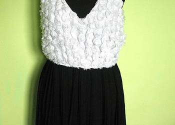 Sukienka - biało czarna plisowana - 38 M - biust 95 - 100 cm