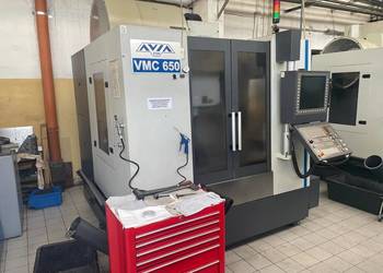 pionowe centrum obróbcze Avia VMC 650
