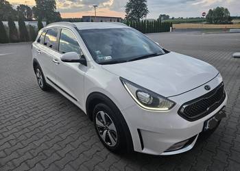 Kia Niro Hybrid Wersja L. 1.6 Bezwypadkowy  BIAŁA PERŁA