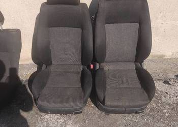 Fotele półkubełki Skoda Octavia 1