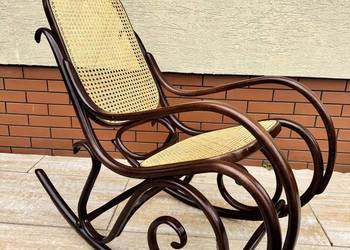Fotel bujany z rafią na biegunach drewniany retro krzesło