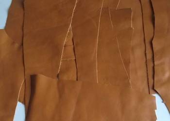 Skóra (364 g) Licowa Włoska średnie i małe kawałki Cognac Koniakowa Brązowy