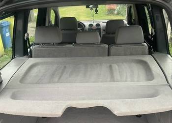 Półka bagażnika Volkswagen Caddy III 2003-15 wersja krótka z klapą oryginał