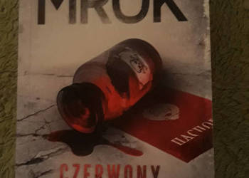 Czerwony Parasol - Mrok