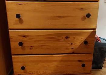 komplet drewnianych mebli