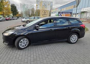 Ford Focus 2017 r. po gradobiciu (ekonomiczna jazda)