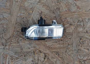 SKODA FABIA 3 III KIERUNKOWSKAZ LUSTERKA LEWY 6V0949101A