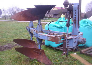 Pług Overum 2-skibowy, obrotowy