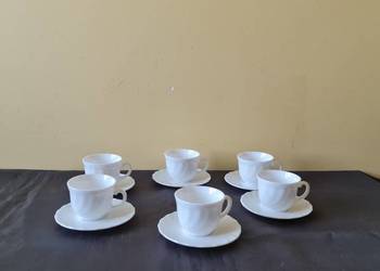 Filiżanki ze spodkiem ARC FRANCE