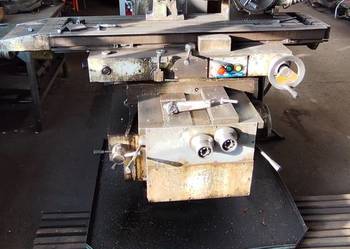 Frezarka Fu-321 Frezarka Fu-321