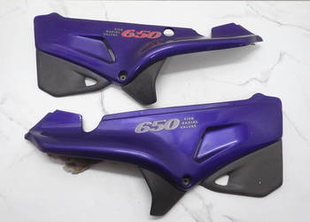 Dwa Boczki Osłony Owiewki Pod Siedzenie Aprilia Pegaso 650 91-97r