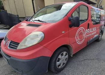 Renault Traffic bus