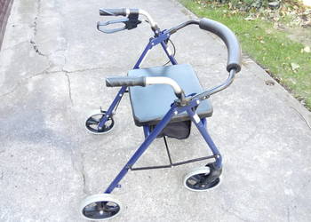 Chodzik Czterokołowy z Siedziskiem Balkonik inwalidzki