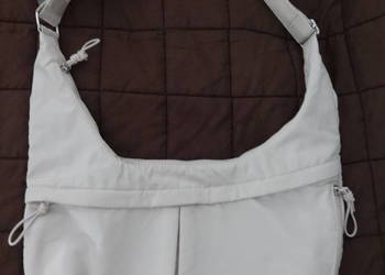 Beżowa torebka Primark