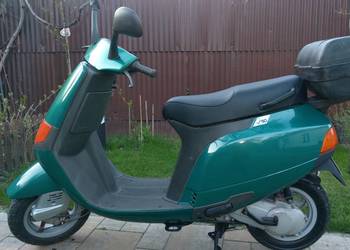 Skuter piaggio sfera 50