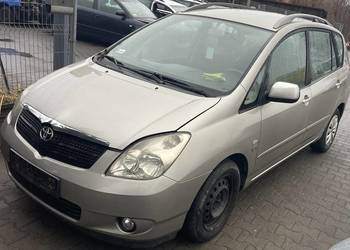 Toyota Corolla Verso I 2.0 D4D 90 KM kolor 1D9 - NA CZĘŚCI