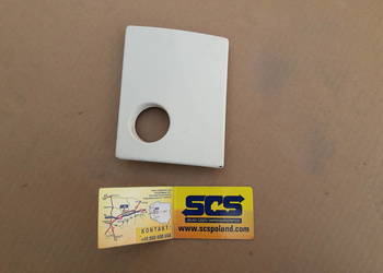 VOLVO FH4 MASKOWNICA ZAŚLEPKA HALOGENU PRAWA VOLVO FH4 MASKOWNICA ZAŚLEPKA HALOGENU PRAWA