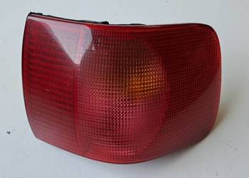 Lampa tylna prawa 8A0945096D — Audi 80 B4 Sedan