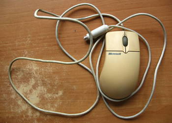 Zabytkowa mysz przewodowa Microsoft IntelliMouse PS/2