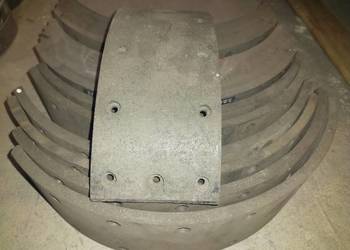 Okładzina hamulca Jelcz przód 17 otworów grubość 11mm