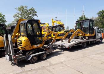 Mini koparka jcb laweta