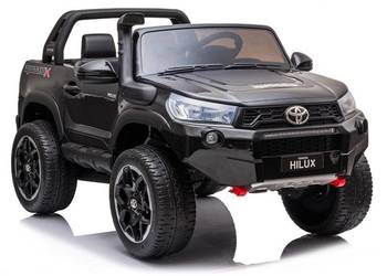 Auto na akumulator Toyota Hilux  metalik