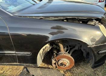 Błotnik Prawy Przód Mercedes W203