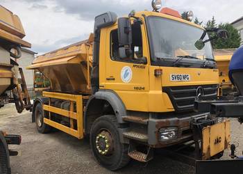 Mercedes Axor Piaskarka solarka pług schmidt 4x4 1824 euro5