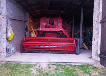 Kombajn Bizon Super Z056