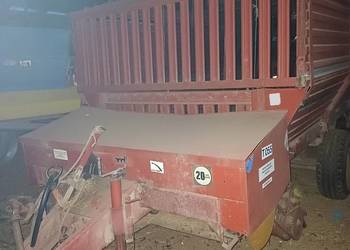 Przyczepa samozbierająca T055 kunów