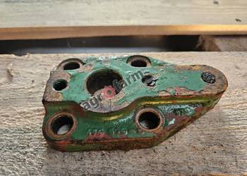 Pokrywa sworznia dolny FWD John Deere 3040, 2140