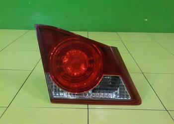 HONDA CIVIC VIII 1.4 I-DSI 06r SEDAN 4D lampa lewa tyl w klape