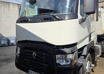 Renault c460 z naczepą Schmitz
