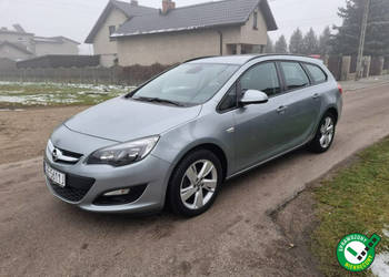Opel Astra 1.4 Turbo / Navi / Alu 17 / Lift / Zarejestrowana w Polsce J (2…
