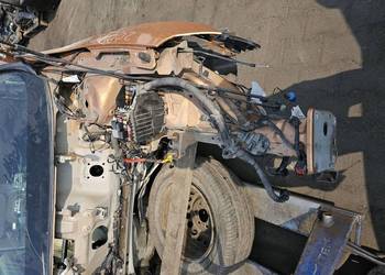 ĆWIARTKA LEWA PRZÓD VOLVO V60