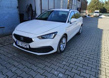 Seat Leon sportstourer salon Polska niski przebieg dobrze wyposażony