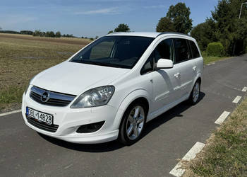 Opel Zafira 1.7CDTI 125KM OPC Family 7-osob. Zadbany Navi PDC Bixenon Bezw…