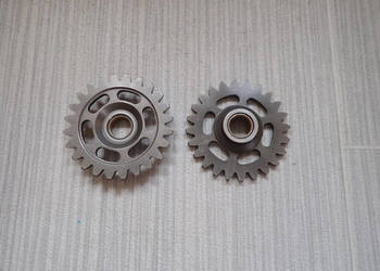 1 Szt. Tryb Pośredni Pompy oleju Yamaha YZ 450 YZF 03-05r