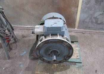 silnik elektryczny 45kw/2900obr.