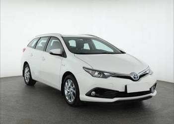 Toyota Auris Hybrid